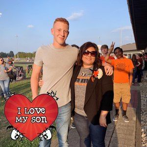 Meet your Posher, Casey botello